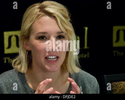 Jerusalem, Israel. 06th Oct, 2013. Musician MADELYN DEUTCH partakes in a press conference concluding a week-long visit to Israel in the framework of 'America’s Voices in Israel' sponsored by Israel’s Ministries of Foreign Affairs and Tourism. Jerusalem, Israel. 6-Oct-2013.  Hollywood star Lea Thompson, husband, director, Howard Deutch, and daughters, Zoey Deutch and Madelyn Deutch, partake in 'America’s Voices in Israel' journey in Israel with C.S. Lee, Vivian Bang and Anson Mount. Credit:  Nir Alon/Alamy Live News Stock Photo