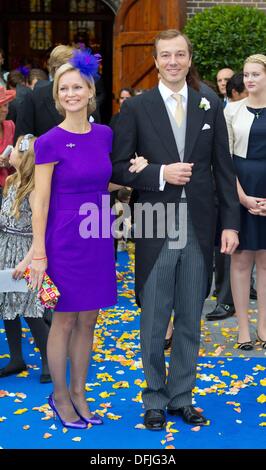 Dutch Princess Maria-Carolina de Bourbon de Parme and her husband Albert Brenninkmeijer attend the wedding of Prince Jaime de Bourbon de Parma with Viktória Cservenyák in the Church Onze Lieve Vrouwe ten Hemelopneming in Apeldoorn, 5 October 2013. Photo:RPE/ Albert Philip van der Werf Stock Photo