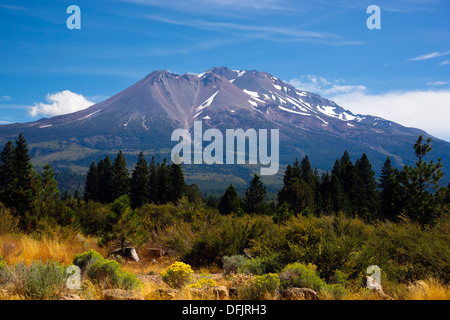 Looking east at Mount Shasta in Northern California Stock Photo