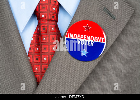 Close up of an independent voting badge on the suit jacket lapel of an American voter. Stock Photo