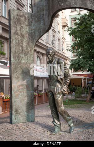 Bulat Shalvovich Okudzhava Statue, Ulitsa Arbat (street), Moscow, Russia Stock Photo