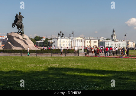 The Bronze Horseman portraying Peter the Great, atop the Thunder Stone, Senate Square, Admiralty Gardens, aka Alexandrovsky Park,St Petersburg, Russia Stock Photo