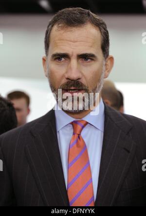 Cologne, Germany. 07th Oct, 2013. Spanish crown prince Felipe visits exhibition booths of Spanish companies at the world's biggest food and nutrition trade show Anuga in Cologne, Germany, 07 October 2013. Photo: Horst Galuschka/dpa/Alamy Live News Stock Photo