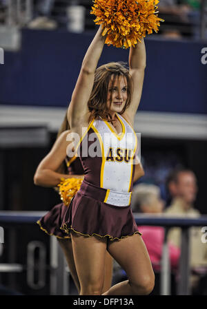 Arizona State Cheerleaders perform during an NCAA college football game ...