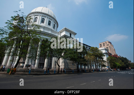 Facade of a government building, General Post Office (GPO), Kolkata, West Bengal, India Stock Photo