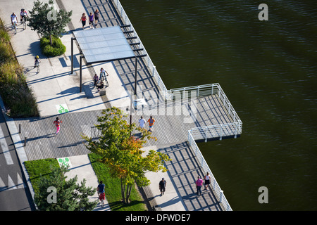 On the right bank of the Allier Lake, the laid-out esplanade for pedestrians, known as 'The Planks of Vichy' (Vichy - France).