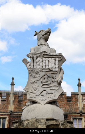 Heraldic statue at Hampton Court - London, England Stock Photo