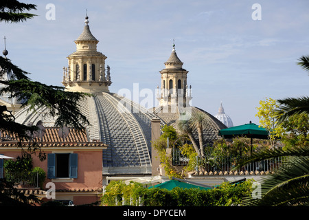 Italy, Rome, the domes of Santa Maria in Montesanto and Santa Maria dei Miracoli Stock Photo