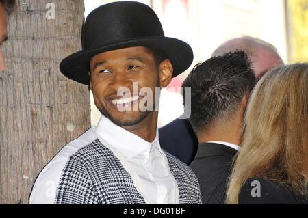 Los Angeles, CA, USA. 10th Oct, 2013. Usher at the induction ceremony for Star on the Hollywood Walk of Fame for Kenneth Babyface Edmonds, Los Angeles, CA October 10, 2013. Credit:  Michael Germana/Everett Collection/Alamy Live News Stock Photo