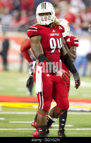 Louisville, KY, USA. 10th Oct, 2013. October 10, 2013: DE (94) Lorenzo Mauldin during the NCAA football game between the Rutgers Scarlet Knights and the Louisville Cardinals at Papa John's Stadium in Louisville, KY. Louisville defeated Rutgers 24-10. Credit:  csm/Alamy Live News Stock Photo