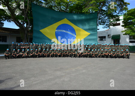 Official ceremony at 12th Light Infantry Brigade airmobile in Cacapava, interior of Sao Paulo, southeastern Brazil, where 142 soldiers army officers received the Brazilian peacekeepers for six months of Peace Mission in Haiti. The soldiers will go through a training of three weeks and are starting this year to Haiti. Photo: Lucas LACAZ RUIZ/ESTADAO CONTUEUDO Stock Photo