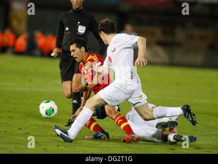 Palma de Mallorca, Spain, 12th Oct 2013, Spain«s soccer national team Arbeloa is tackled during their 2014 World Cup qualifying soccer match against Belarus at Son Moix stadium in Palma de Mallorca on friday 11th October. Zixia/Alamy Live News. Stock Photo