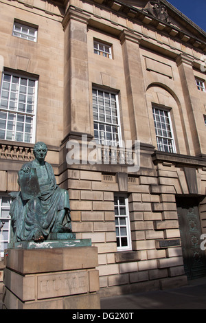 City of Edinburgh, Scotland. Exterior view of the High Court of Justiciary on Edinburgh’s Royal Mile at Lawnmarket. Stock Photo