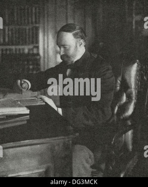 USA Vice President Charles W Fairbanks at his desk, 1907 Stock Photo