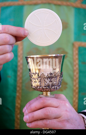 Celebration of the Eucharist, Catholic Mass, Villemomble, Seine-Saint-Denis, France, Europe Stock Photo