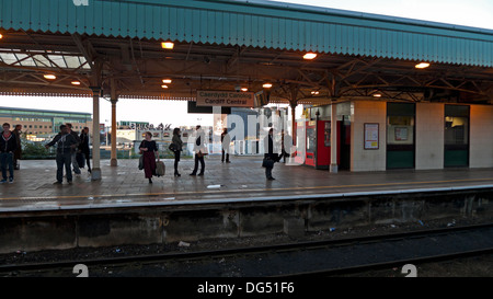 Commuters standing on the platform at Cardiff Central Railway Station, Wales UK KATHY DEWITT Stock Photo