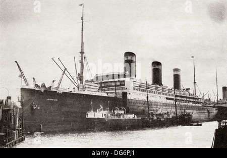 SS Leviathan Stock Photo - Alamy