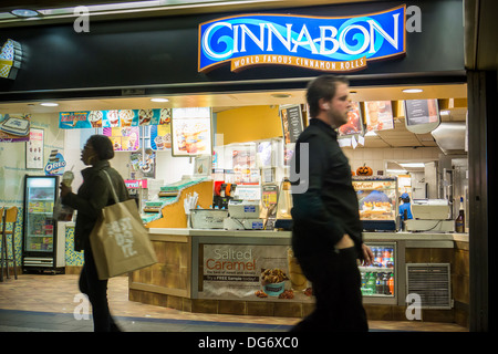 The Cinnabon franchise located in Pennsylvania Station in New York is seen on Sunday, October 13, 2013. (© Richard B. Levine) Stock Photo