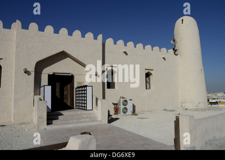 Mosque next to Riffa Fort, East Riffa, Kingdom of Bahrain Stock Photo