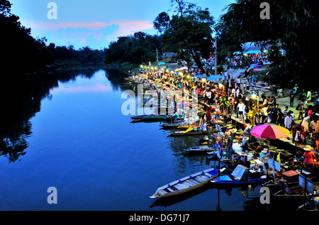 Thailand Floating Market's - Klong Hae Floating Market located in Hat Yai district in Southern Thailand Stock Photo