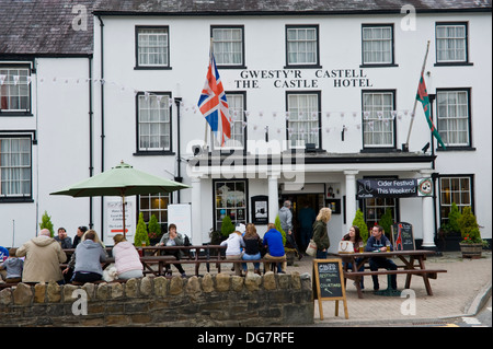 Visitors outside The Castle Hotel during Llandovery Sheep Festival Llandovery, Carmarthenshire, South West Wales, UK Stock Photo