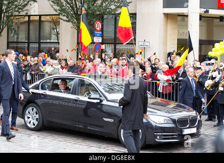 Gent, Belgium. 16th October 2013. King Philippe - Filip of Belgium pictured during the 'Joyous Entry - Blijde Intrede - Joyeuse Entree' of King Philippe and Queen Mathilde to present themselves to the public in the different provincial capitals, today in Gent, Wednesday 16 October 2013 Photo: Albert Nieboer/dpa/Alamy Live News Stock Photo
