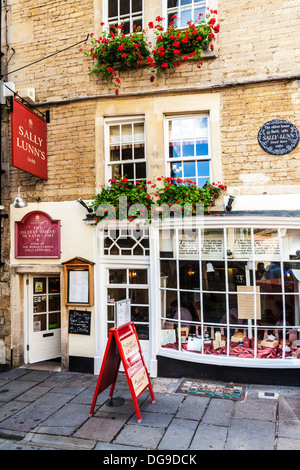 The outside of Sally Lunn's, the oldest house in Bath and now a famous tea house. Stock Photo