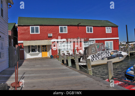 Scrimshaw restaurant Greenport Harbor Long Island New York Stock Photo