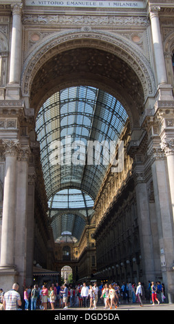 'Galleria Vittorio Emanuele II' shopping mall, Piazza del Duomo, Milan, Lombardy, Italy Stock Photo