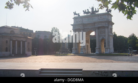 Arco Della Pace 'Peace Arch' in Parco Sempione near Sforza castle (Castello Sforzesco), Milan, Lombardy, Italy Stock Photo