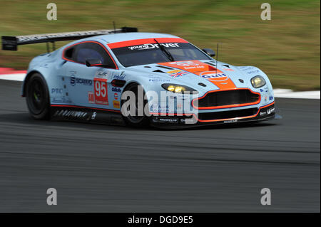 Bruno Senna (BRA) / Frederic Makowiecki (FRA) Aston Martin Vantage V8. FIA  World Endurance Championship, Round 5, Sunday 22nd September 2013. Circuit  of the Americas, Austin, Texas, USA Stock Photo - Alamy