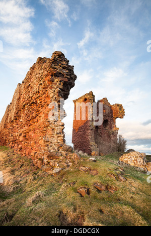 Red Castle at Lunan Bay in Angus, Scotland Stock Photo