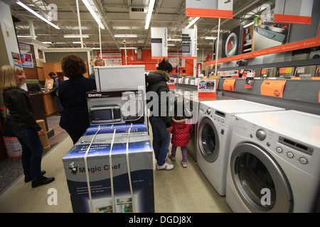 Electric washing machines and dryers for sale in The Home Depot, Kitchener, Ontario, Canada Stock Photo