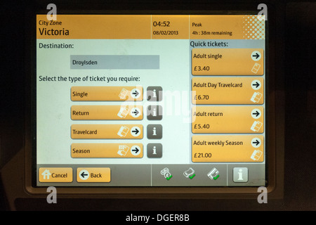 Ticket machine Manchester Metrolink England UK Stock Photo - Alamy