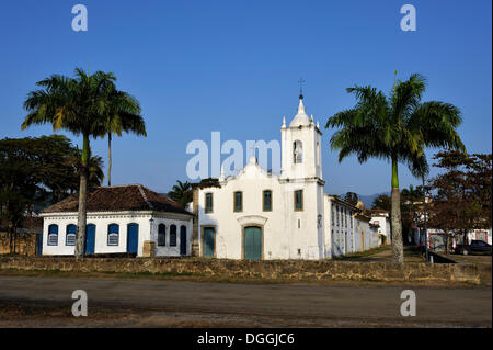 Capela de Nossa Senhora das Dores, church in the old town of Paraty or Parati, Costa Verde, State of Rio de Janeiro, Brazil Stock Photo