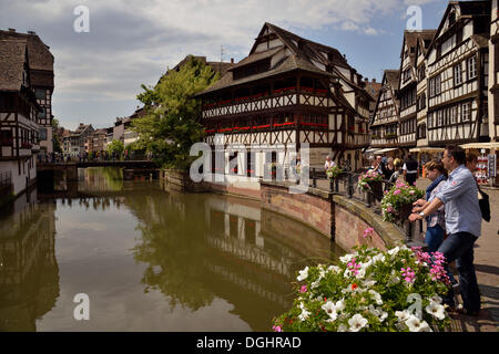 Half-timbered houses on the Ill river, tanners' quarter, Petite France, Strasbourg, Alsace, France, Europe Stock Photo