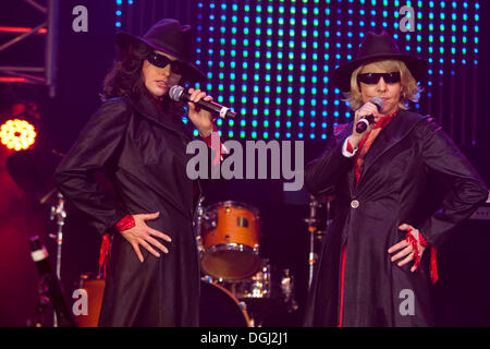 German schlager duo Geschwister Hofmann performing live at the 10th Schlager-Night in the new Allmend Festival Hall, Lucerne Stock Photo
