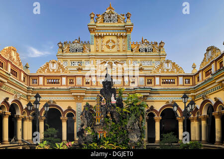 Vinh Trang Pagoda, My Tho, Mekong Delta, Vietnam, Southeast Asia, Asia Stock Photo