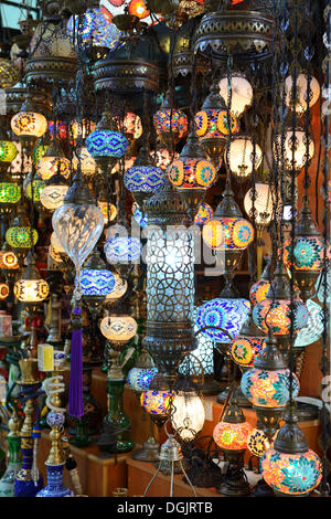 Many oriental lamps, Grand Bazaar or Covered Bazaar, Kapali Carsi, old town, Beyazit, Eminönü, Istanbul, European side Stock Photo