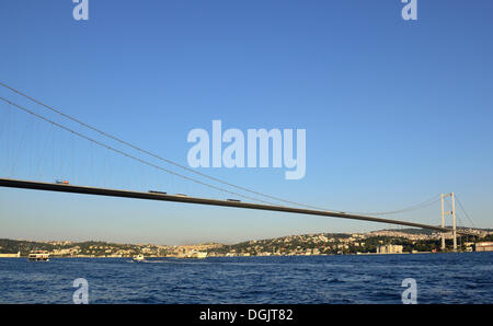 Bosphorus Bridge, Asian shore seen from Ortakoey, Üsküdar, Istanbul, asian and european side, Turkey Stock Photo