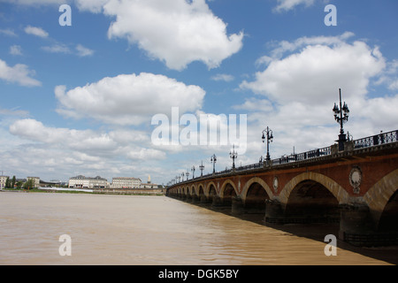 Pont de pierre on the Garonne river, city of Bordeaux in Gironde, Aquitaine, France.