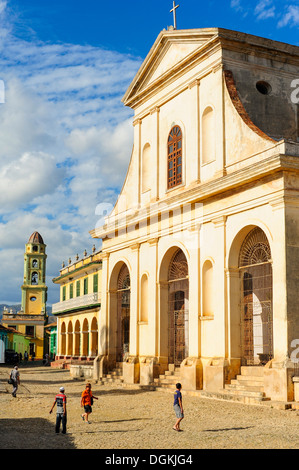 Cuba, Trinidad, Plaza Mayor, Iglesia de la Santisima Trinidad Stock Photo