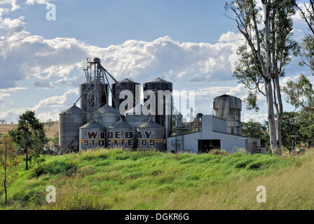 Silos at a feed mill, Kilkivan, South Burnett County, Queensland, Australia Stock Photo