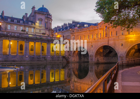 A view of Pulteney bridge over the River Avon at dusk. Stock Photo