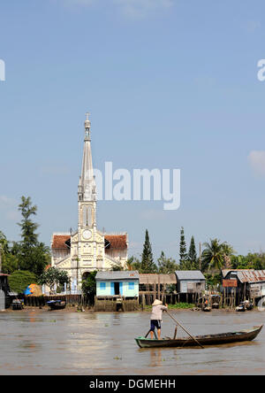 Church in the Mekong Delta at the Co Chien River, Vinh Long, Cai Be, South Vietnam, Vietnam, Southeast Asia, Asia Stock Photo