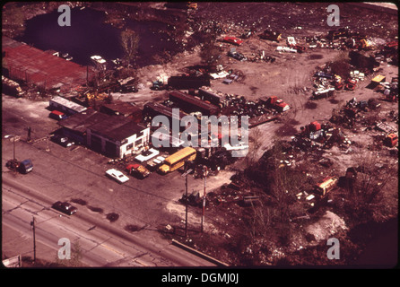 JUNKYARD ALONG I-94 IN E. CHICAGO, OLD CARS AND SCRAP METAL 547054 Stock Photo