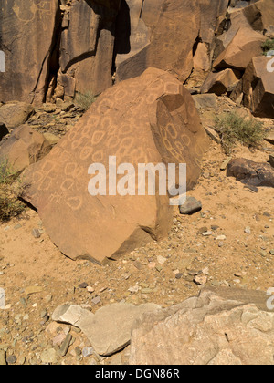 Ancient rock-art at Jerf el Khil on the road from Agdz to Zagora in the Draa Valley, Morocco, North Africa Stock Photo