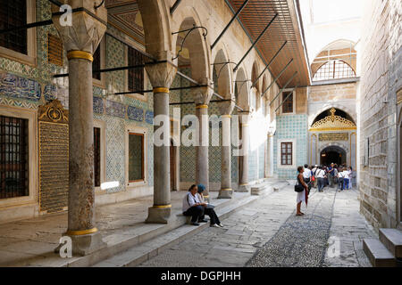 Courtyard of the black eunuchs in the Harem, Topkapi Palace, Topkapı Sarayı, Topkapi-Sarayi, Sultanahmet, Istanbul Stock Photo