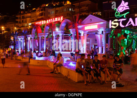 Bistro Bellman nightclub in the town centre at night, Alanya, Turkish Riviera, Province of Antalya, Mediterranean Region, Turkey Stock Photo