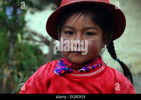 Girl of the indigenous peoples, portrait, near Cusco, Andes, Peru, South America Stock Photo